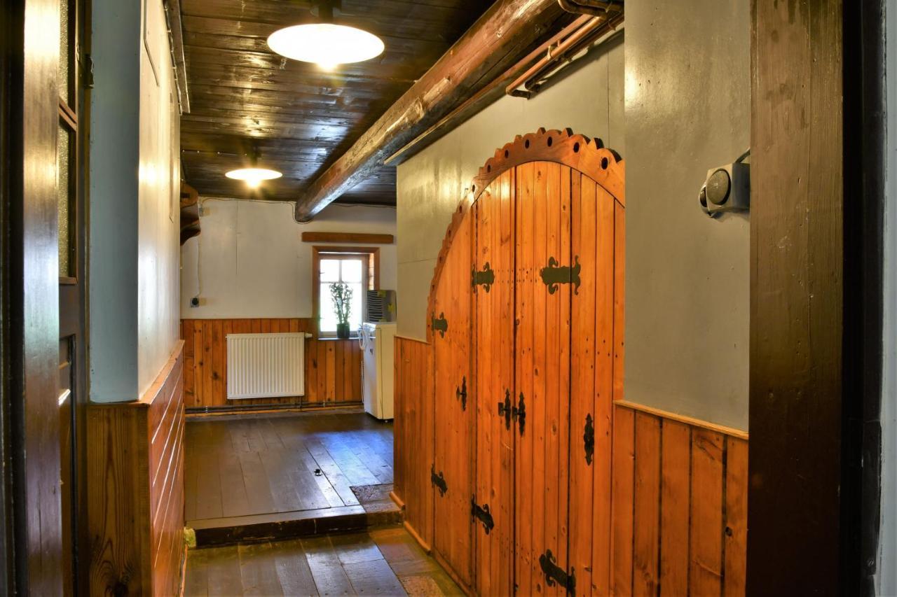 Chaloupka U Lisaka Villa Snezne  Buitenkant foto
